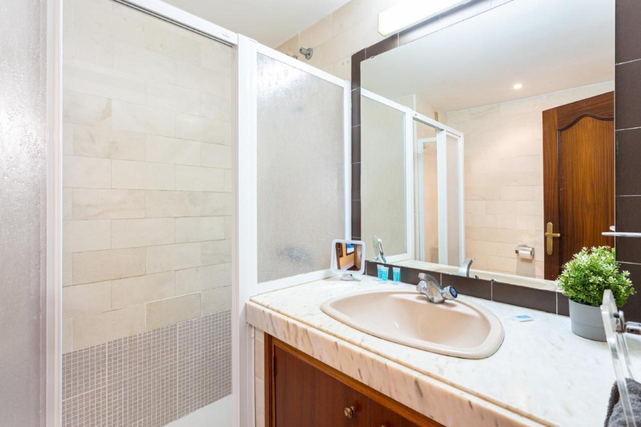 Holidays2Mijas Costa Lubina Del Sol Frontline Beach, Pool, Terrace, Seaview & Parking Sitio de Calahonda Ngoại thất bức ảnh